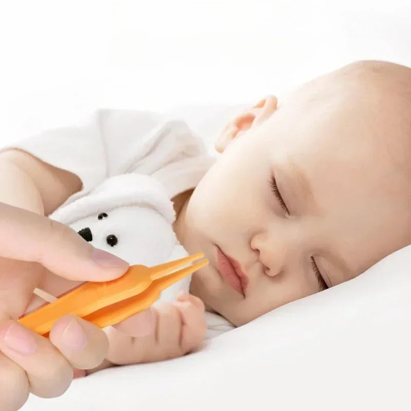 Baby Nasal Tweezers Nose And Ear Cleaner Plastic Pincet Clip Safety Cleaning